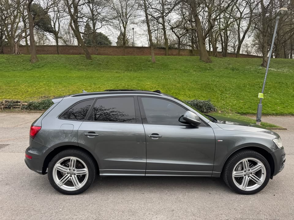 
								2013 Audi Q5 full									