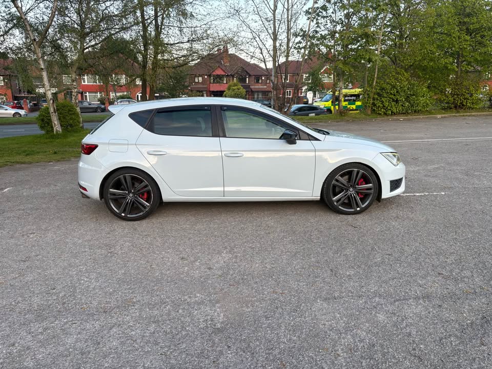 
								SEAT Leon Cupra 280 2014 full									