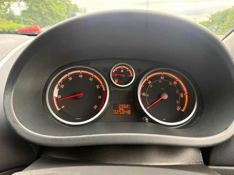 
								2009 Vauxhall full									