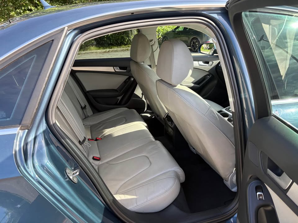 
								2015 Audi A4 full									
