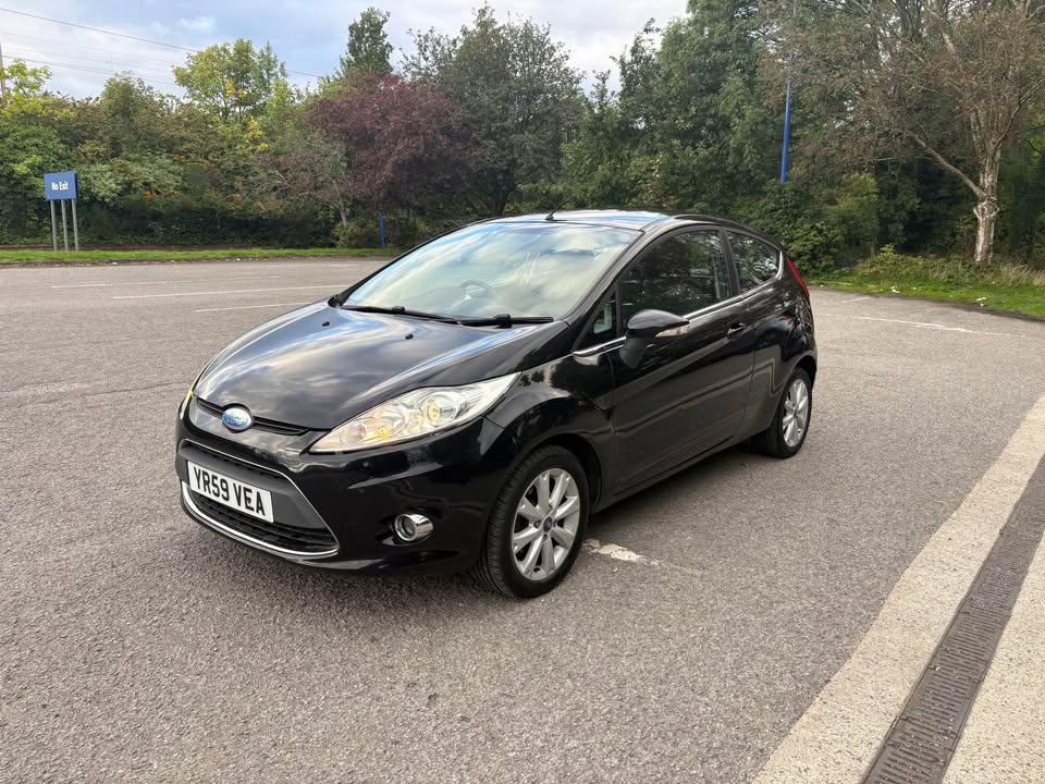 
								Ford Fiesta 2009 full									