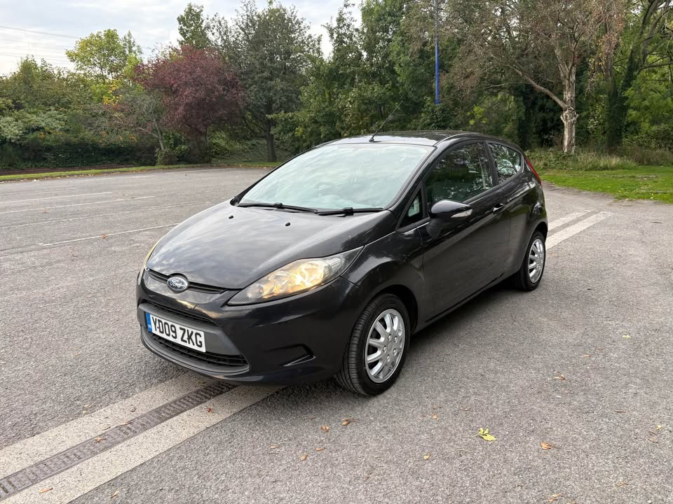 
								2014 Hyundai i10 full									