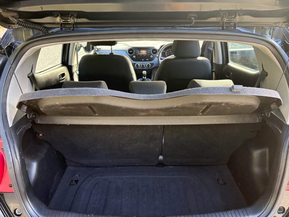 
								2014 Hyundai i10 full									