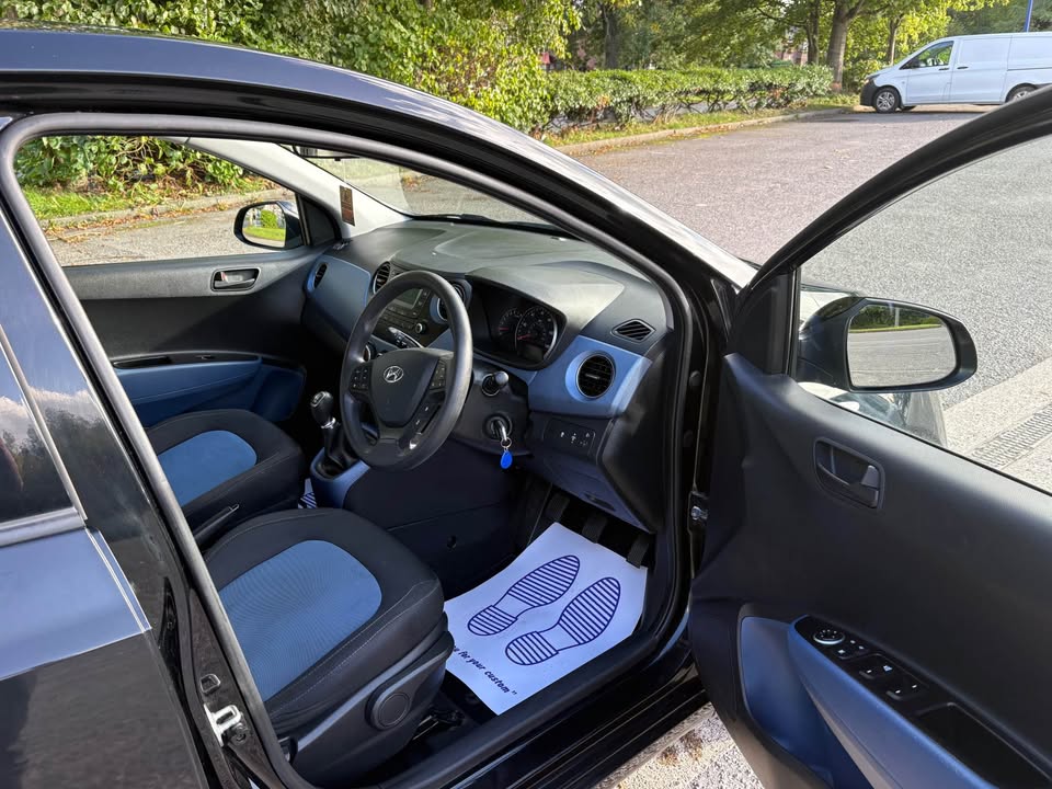 
								2014 Hyundai i10 full									