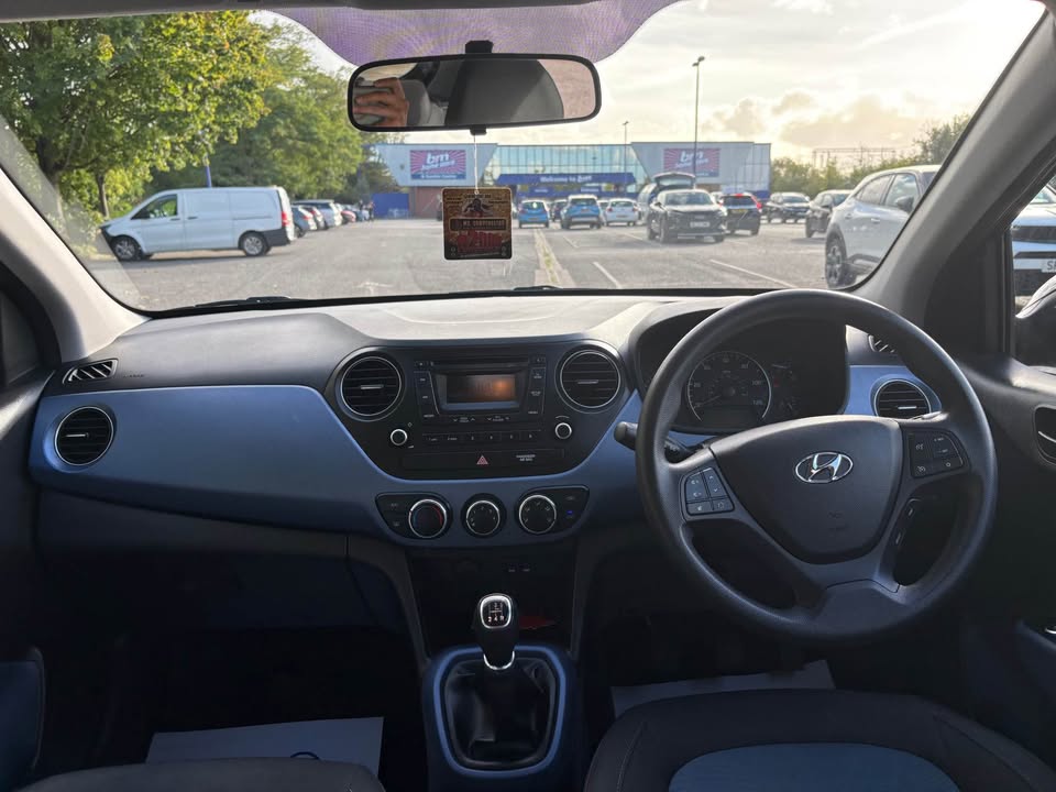 
								2014 Hyundai i10 full									